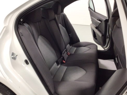 Used 2023 Toyota Camry LE image 20