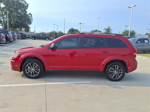 Used 2018 Dodge Journey SE w/ Popular Equipment Group image 17