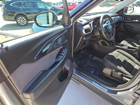 Used 2021 Chevrolet TrailBlazer LS image 20