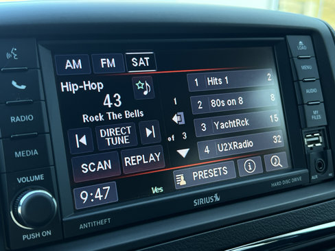 Used 2018 Dodge Grand Caravan SE image 23