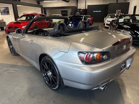 Used 2005 Honda S2000 image 9