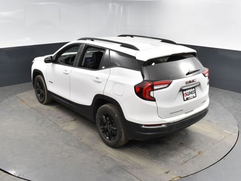 Used 2023 GMC Terrain AT4 image 21
