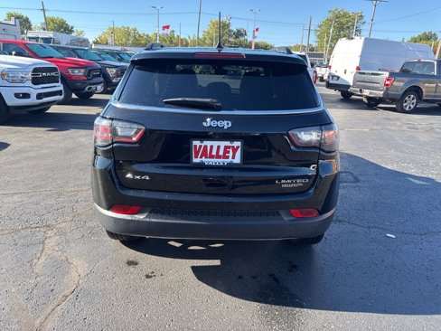 Used 2024 Jeep Compass Limited image 4