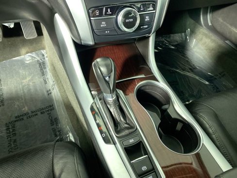 Used 2015 Acura TLX w/ Technology Package image 17