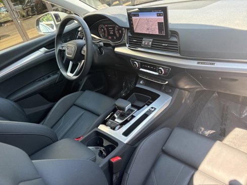 Used 2024 Audi Q5 2.0T Premium Plus w/ Premium Plus Package image 23
