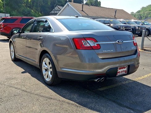 Used 2012 Ford Taurus SEL image 4