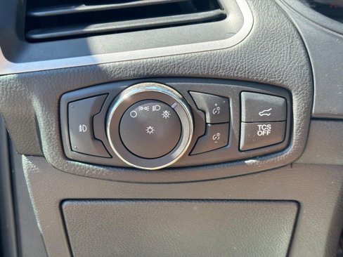 Used 2022 Ford Edge SEL w/ Convenience Package image 16