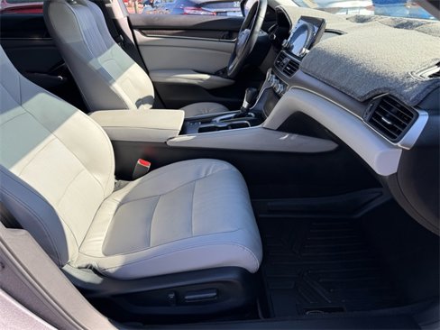 Used 2018 Honda Accord EX-L image 15