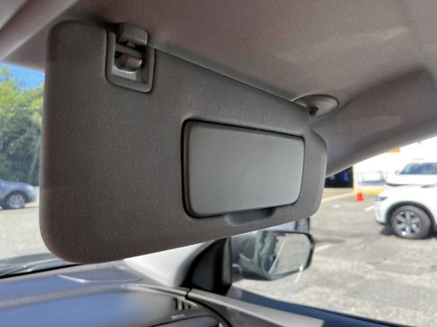 Used 2020 Chevrolet Equinox LT image 33
