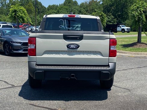 New 2025 Ford Maverick XLT w/ XLT Luxury Package image 5