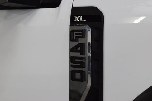 Used 2024 Ford F450 XL w/ Snow Plow Prep Package image 9