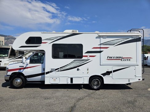 Used 2019 Ford E-350 and Econoline 350 Super Duty w/ Motorhome Prep Package image 5