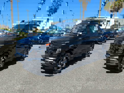 New 2025 Hyundai Venue SEL image 1