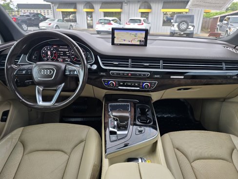 Used 2017 Audi Q7 3.0T Premium Plus image 15
