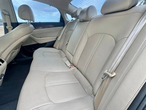 Used 2017 Hyundai Sonata Limited w/ Ultimate Package 04 image 13