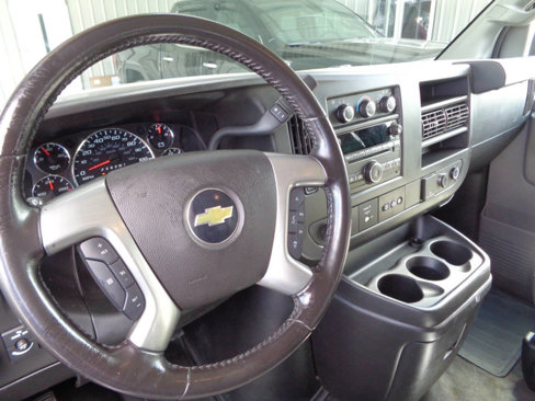 Used 2017 Chevrolet Express 3500 LT w/ LT Preferred Equipment Group image 59