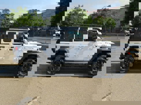 New 2023 Jeep Wrangler Unlimited image 3