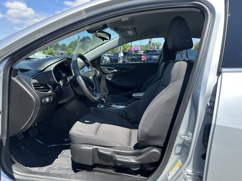 Used 2021 Chevrolet Malibu LS image 19