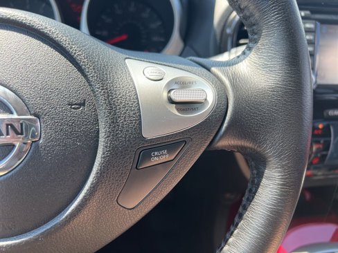 Used 2016 Nissan Juke SL image 17