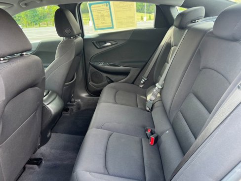 Used 2023 Chevrolet Malibu LS image 17