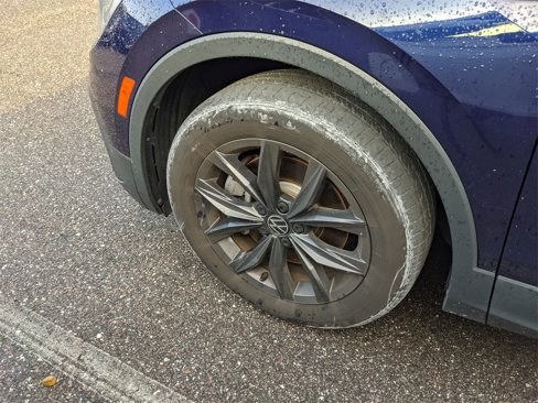 Certified 2022 Volkswagen Tiguan SE image 10