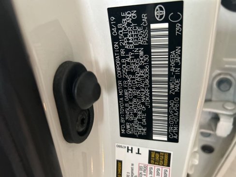 Used 2019 Toyota Prius L Eco image 38