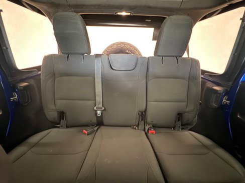 Used 2018 Jeep Wrangler Unlimited Sport S image 7