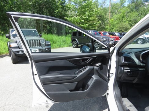 Used 2017 Subaru Impreza 2.0i Premium image 10