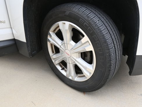 Used 2016 GMC Terrain SLE w/ Technology Package image 19