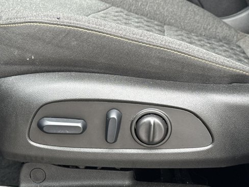 Used 2024 Chevrolet Equinox LT image 15