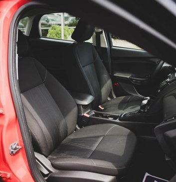 Used 2016 Ford Focus SE image 25