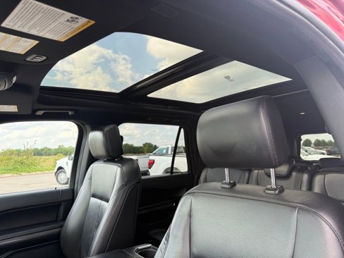 Used 2020 Ford Expedition Max XLT w/ Equipment Group 202A image 6