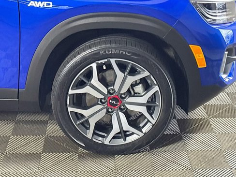 Used 2023 Kia Seltos SX w/ SX Sunroof Package image 24