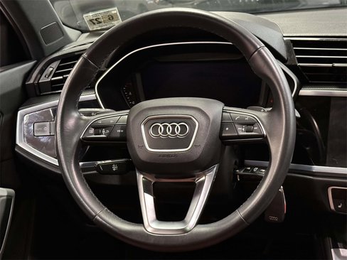 Used 2022 Audi Q3 2.0T Premium image 18