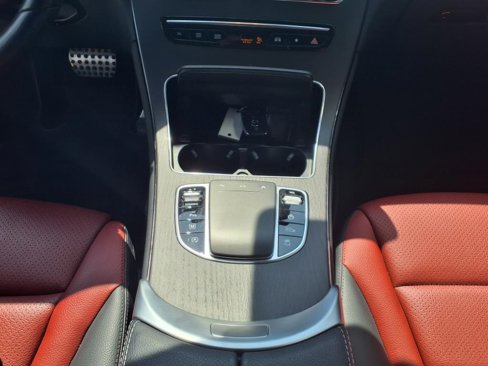 Certified 2022 Mercedes-Benz GLC 300 4MATIC image 27