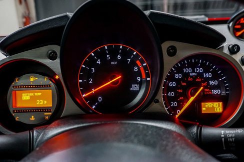 Used 2010 Nissan 370Z Touring image 19