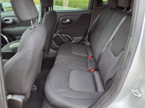 Used 2020 Jeep Renegade Sport w/ Sport Appearance Group image 27
