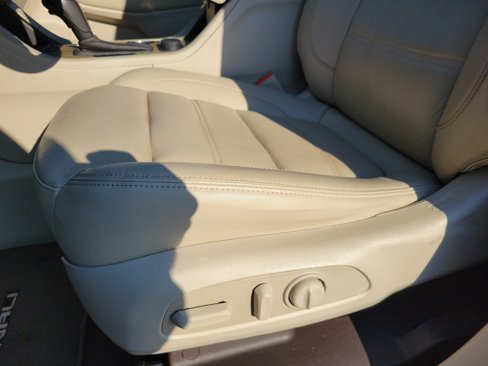 Used 2019 GMC Acadia Denali image 15