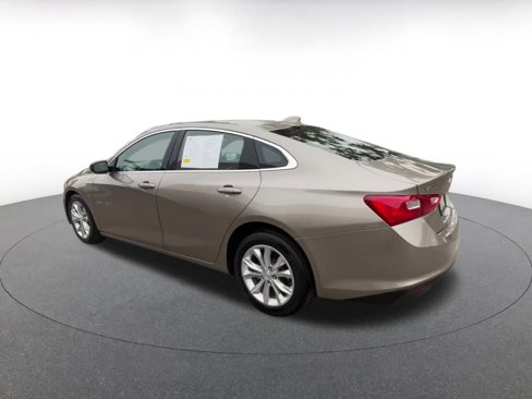 Used 2024 Chevrolet Malibu LT image 10
