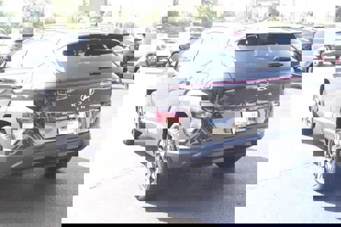 New 2025 Hyundai Kona SEL image 8