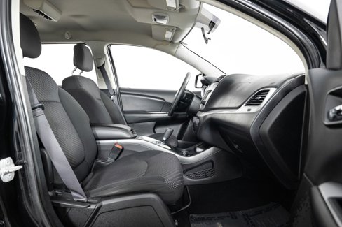 Used 2016 Dodge Journey SXT w/ Comfort/Convenience Group image 28