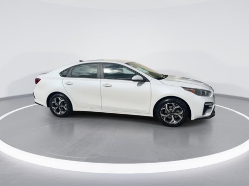 Used 2021 Kia Forte LXS image 10