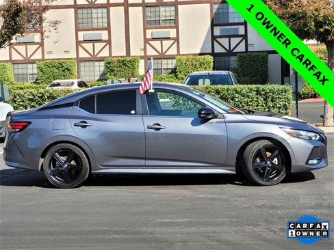 Used 2023 Nissan Sentra SR w/ Electronics Package image 4