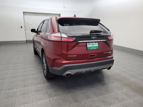 Used 2019 Ford Edge Titanium image 6