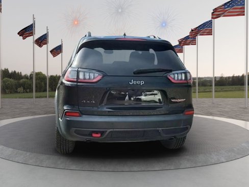 Used 2021 Jeep Cherokee Trailhawk image 7