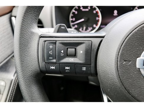 Used 2021 Nissan Rogue S image 17