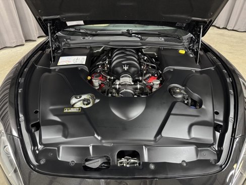 Used 2011 Maserati GranTurismo Convertible image 35