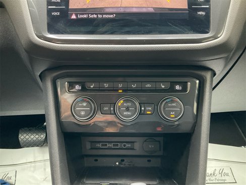 Used 2018 Volkswagen Tiguan SE image 23