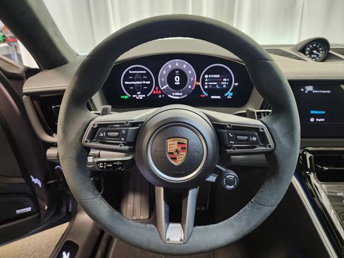 New 2025 Porsche Panamera 4 image 14