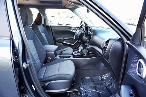 Used 2023 Kia Soul EX image 10